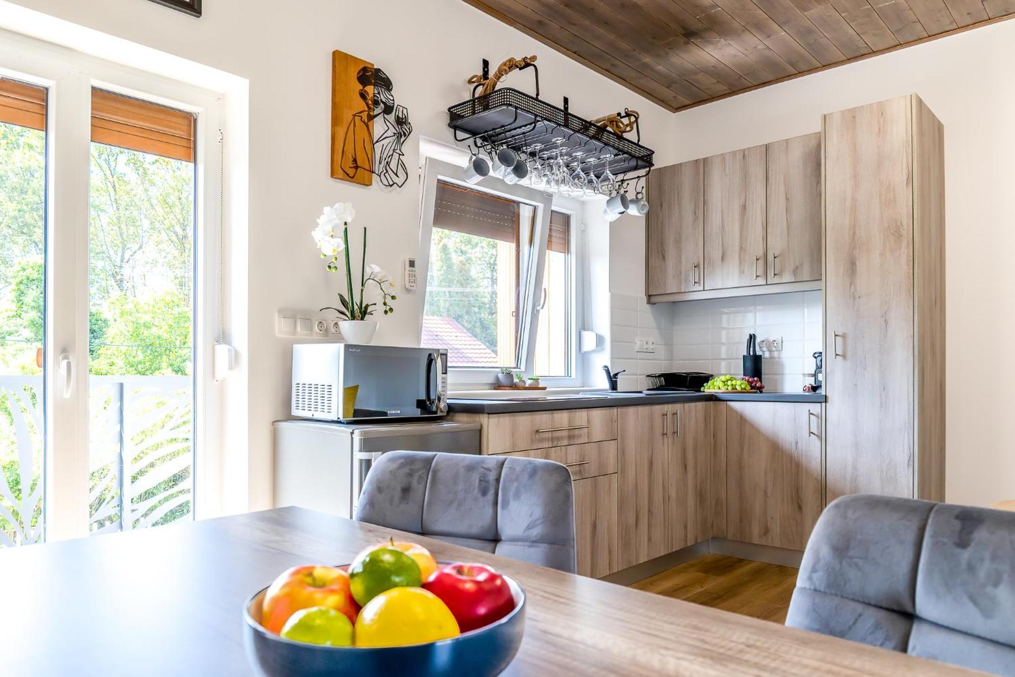 Baka Apartman Аброгамгедь Екстер'єр фото